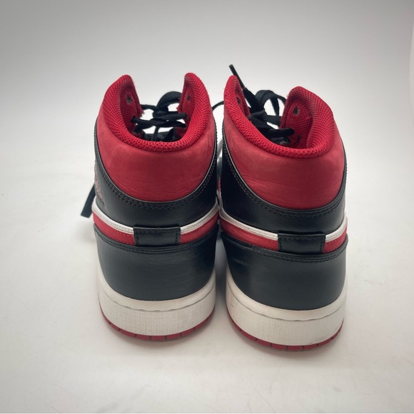 Nike Sneakers Mens 10‎ Air Jordan 1 Mid Gym Red Black White 554724-122 Shoes - Picture 4 of 10
